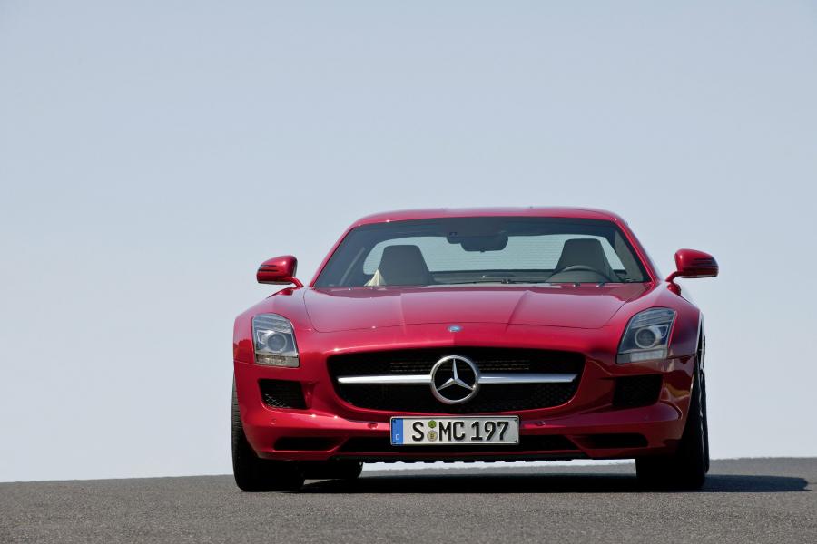  Mercedes-Benz SLS AMG 2010 года  (фото 49 из 526)